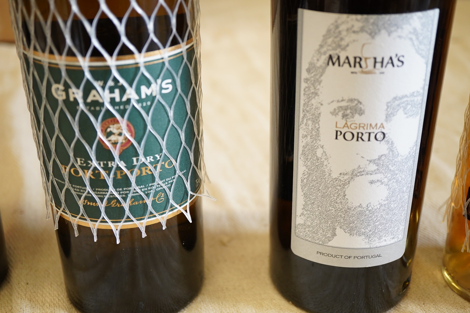 A mixed parcel of Muscat and Port
